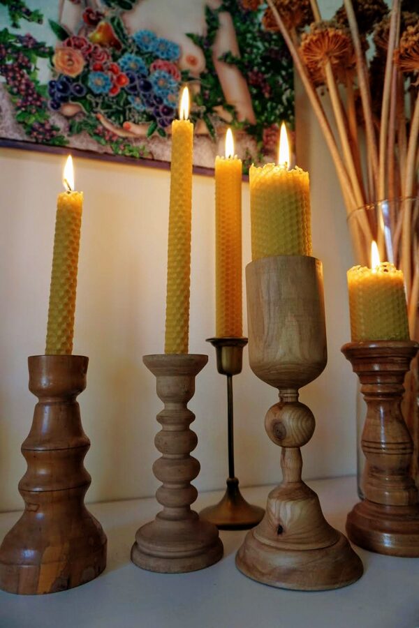 BEESWAX CANDLE 26cm x 3cm